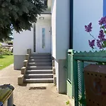 House Apartman *