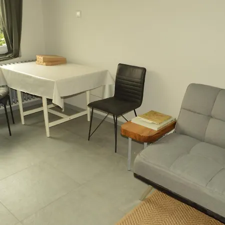 House * Jelenec