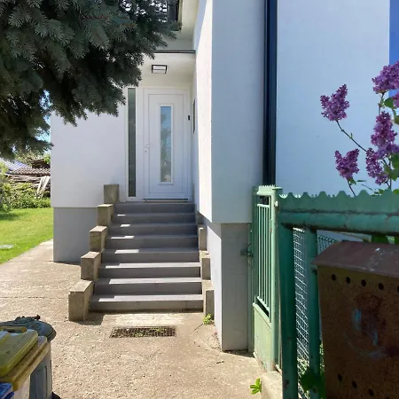 House Apartment *