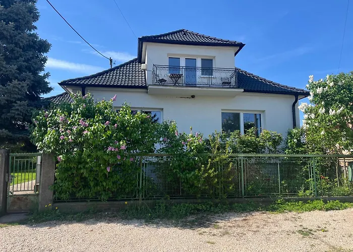 House * Jelenec